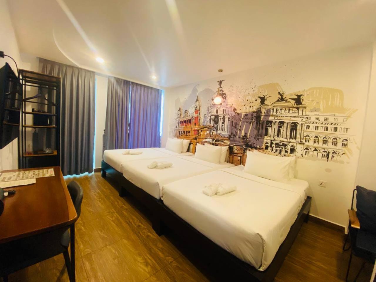 Times Hotel At Bassac Lane Phnom Penh Exterior photo
